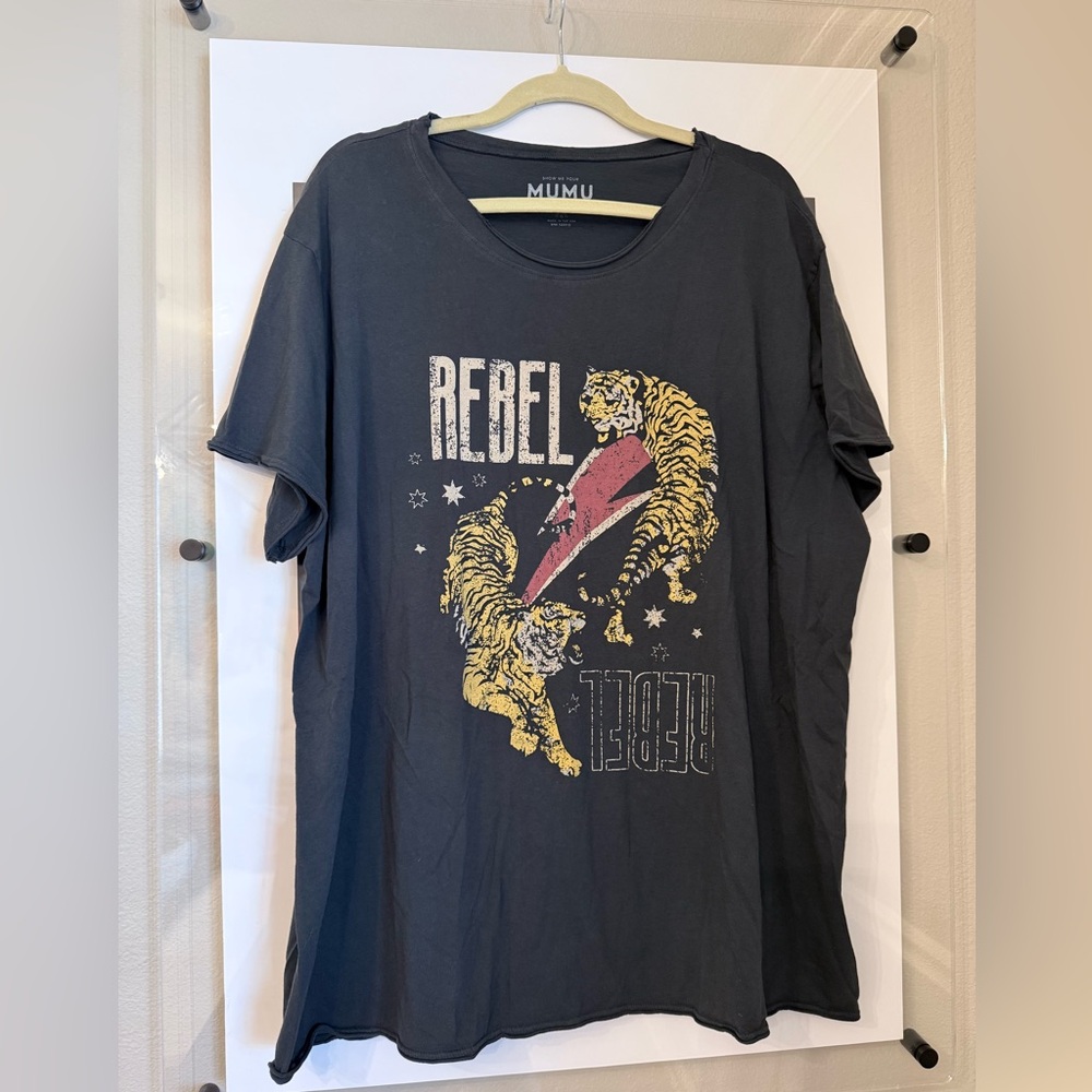 Show Me Your MuMu Black Graphic T-Shirt